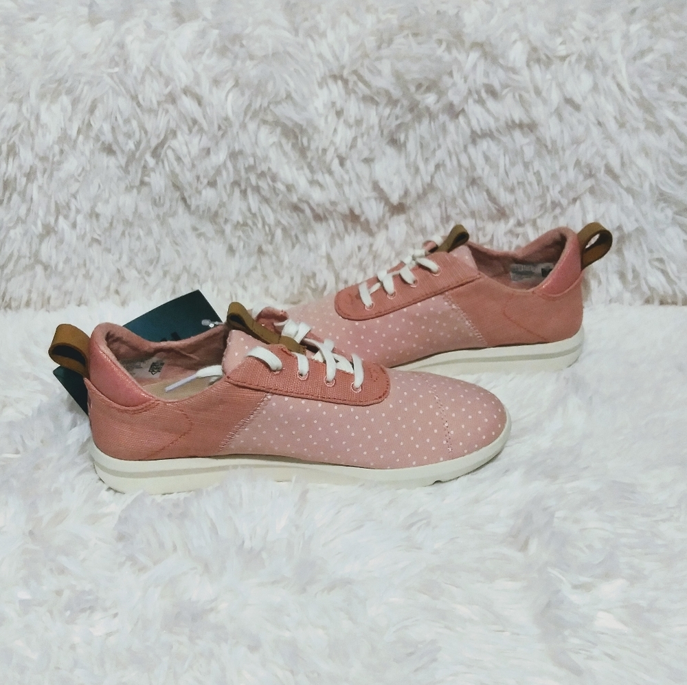 TOMS Women Cabrillo Sporty Shoes BNWT - Picture 3 of 7